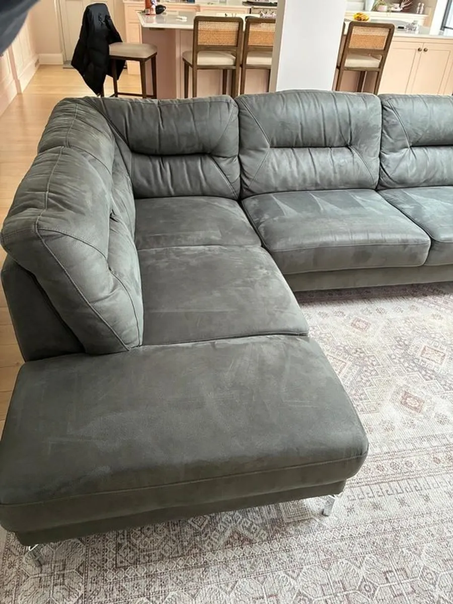 Sofa L-Shape - Image 1