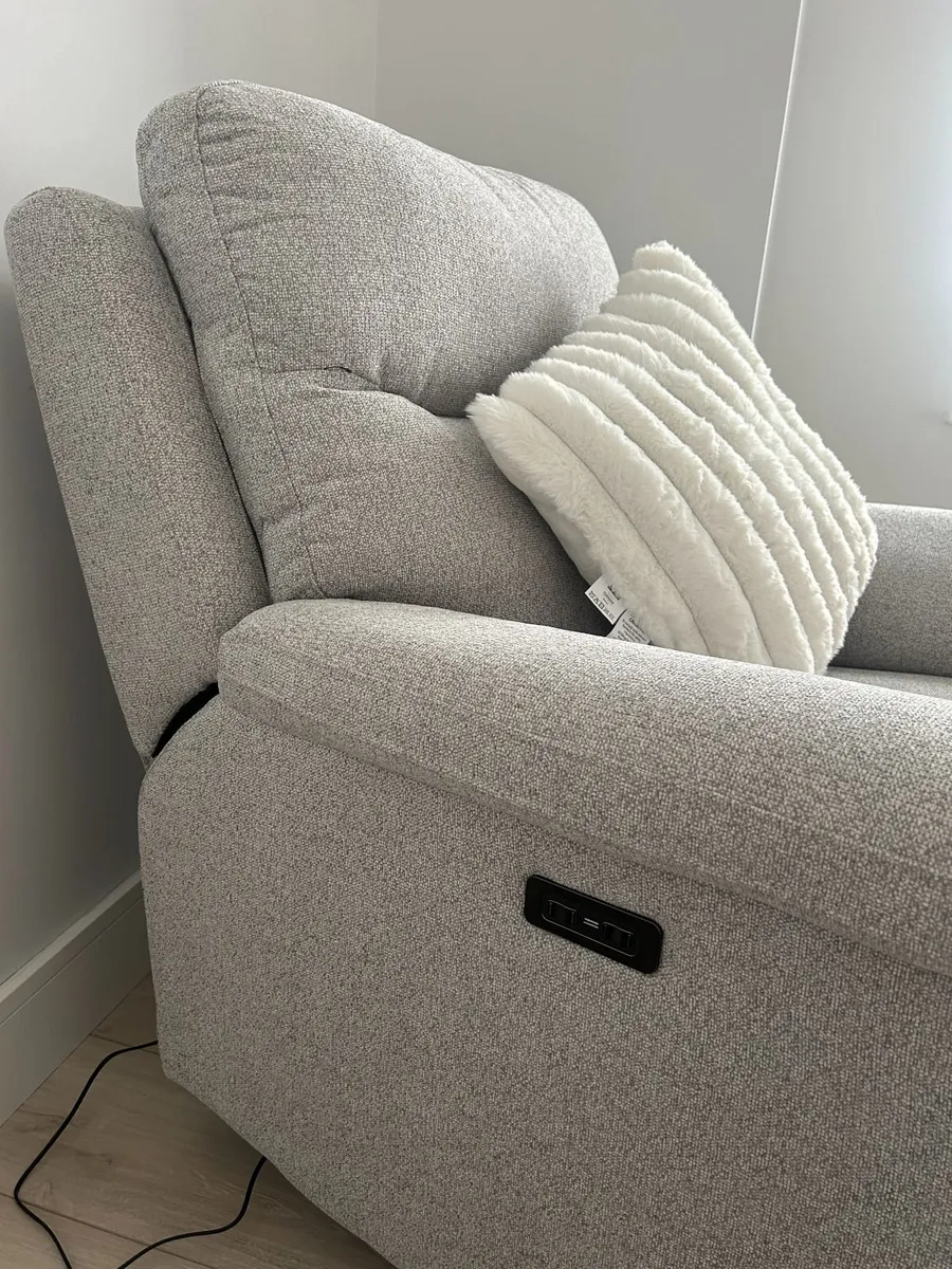 New Electric Recliner Armchair - Image 2