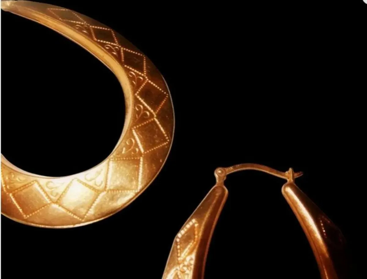 Vintage Hallmarked 9ct Large Hoop Earrings - Image 4