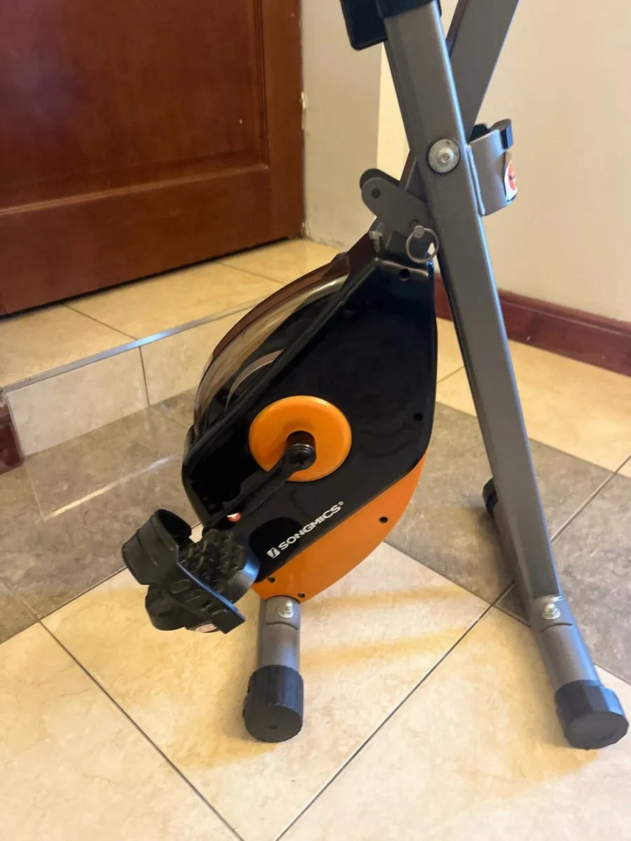 Exercise bike - Image 2