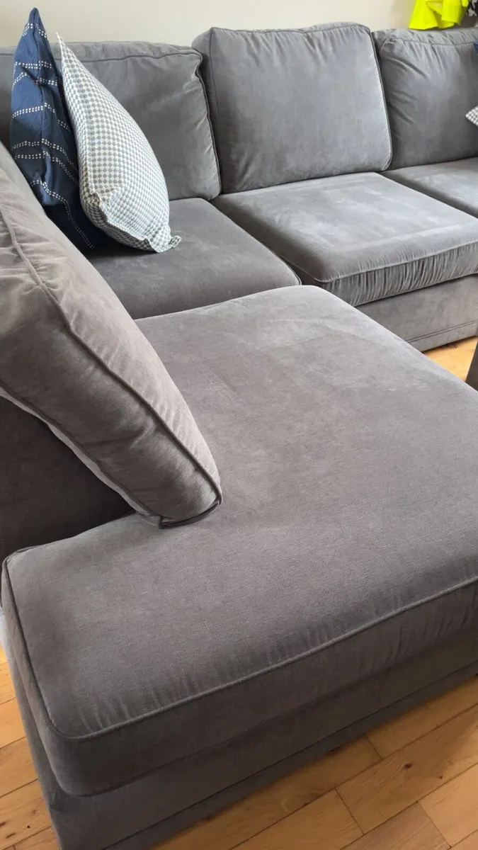 L unit couch - Image 3