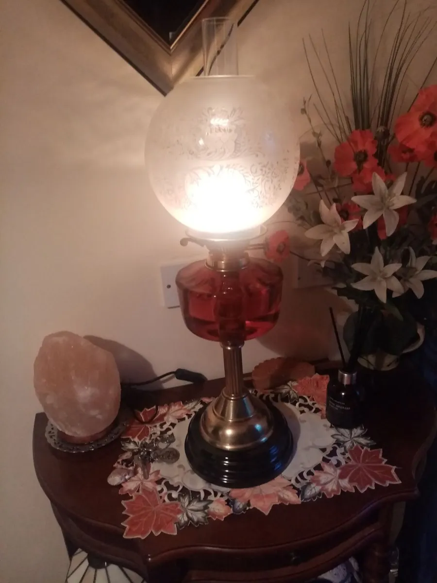 Victorian Oil Lamp - Image 1