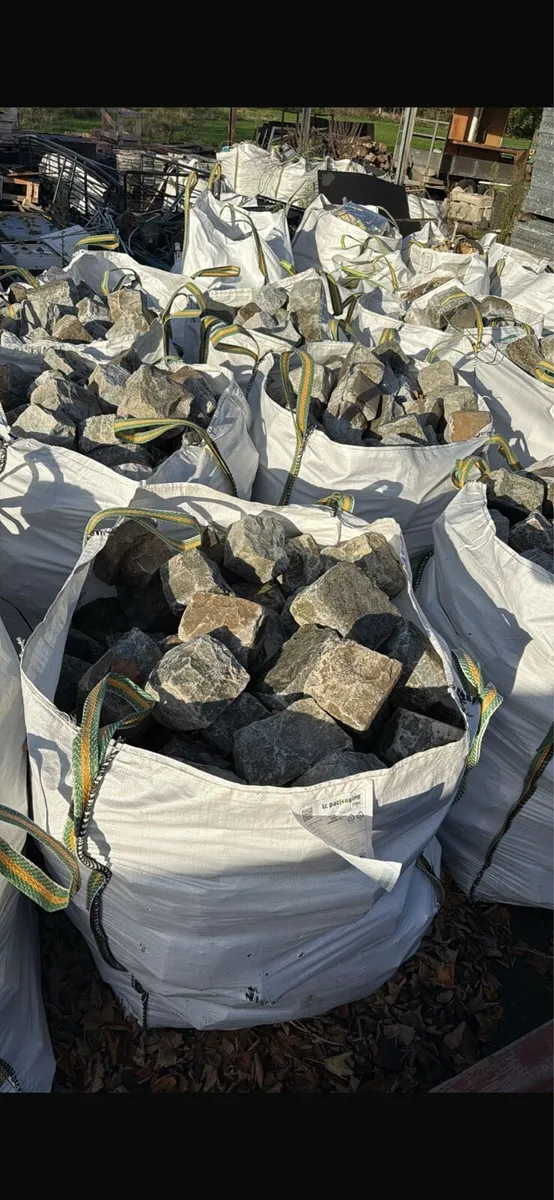 Reclaimed cobbles job lot - Image 4