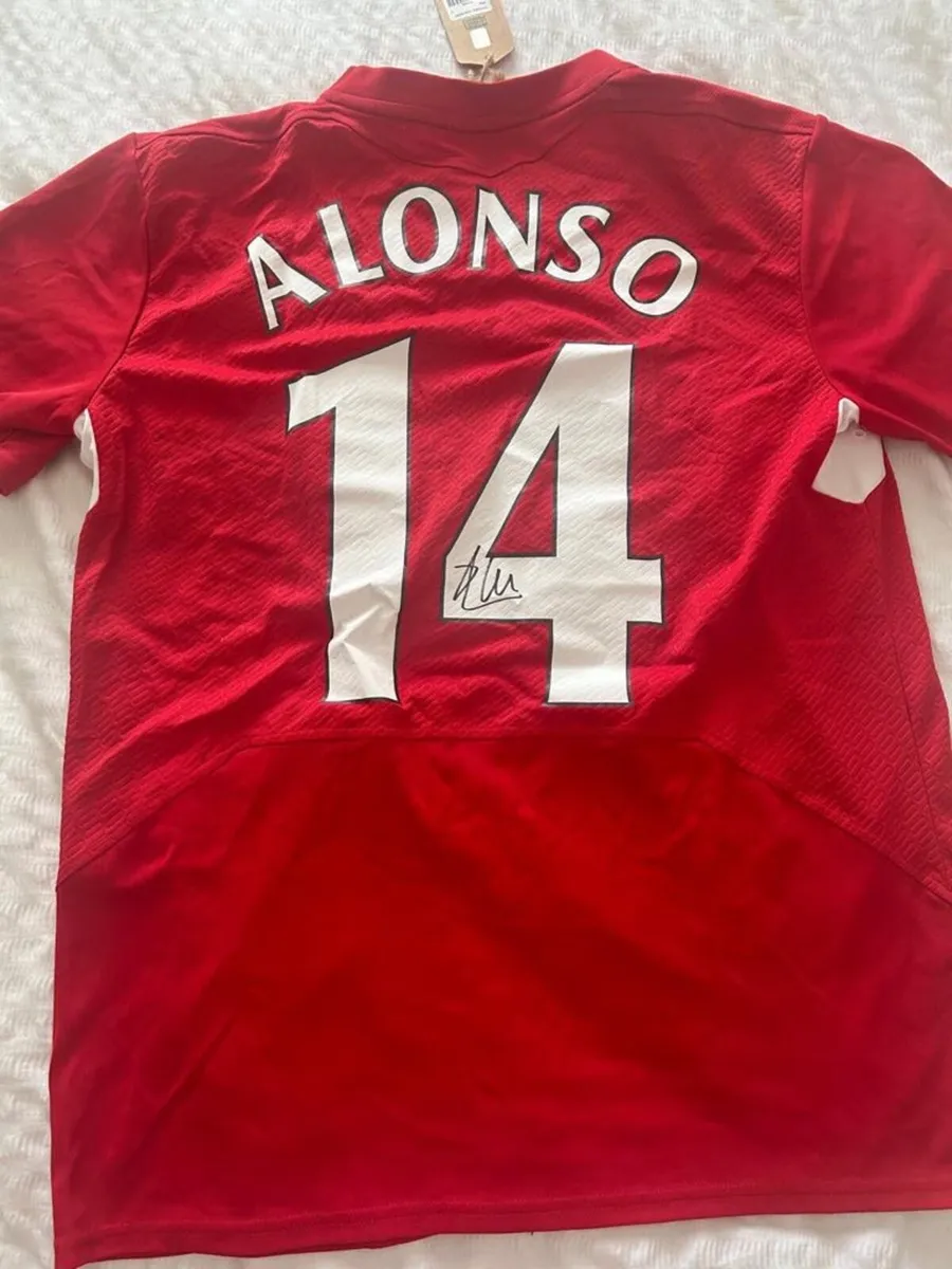 Liverpool Memorabilia. Man Cave Clear Out - Image 3