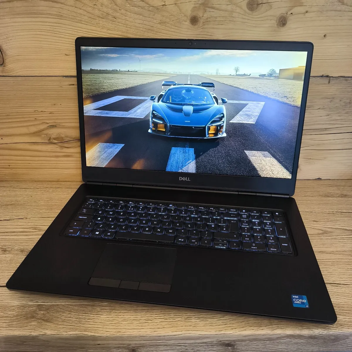 17.3" / I7-11850H / NVIDIA A3000 6Gb / 32GB RAM / - Image 1