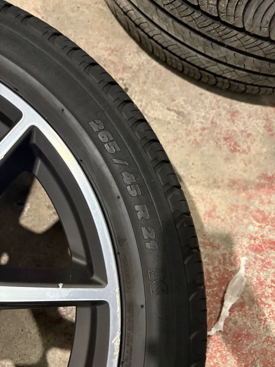 21” Range Rover Velar Wheels - Image 4