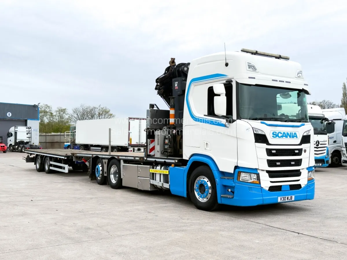2020 SCANIA R500 HIGH CAB CRANE MOUNTED FLATBED - Image 2