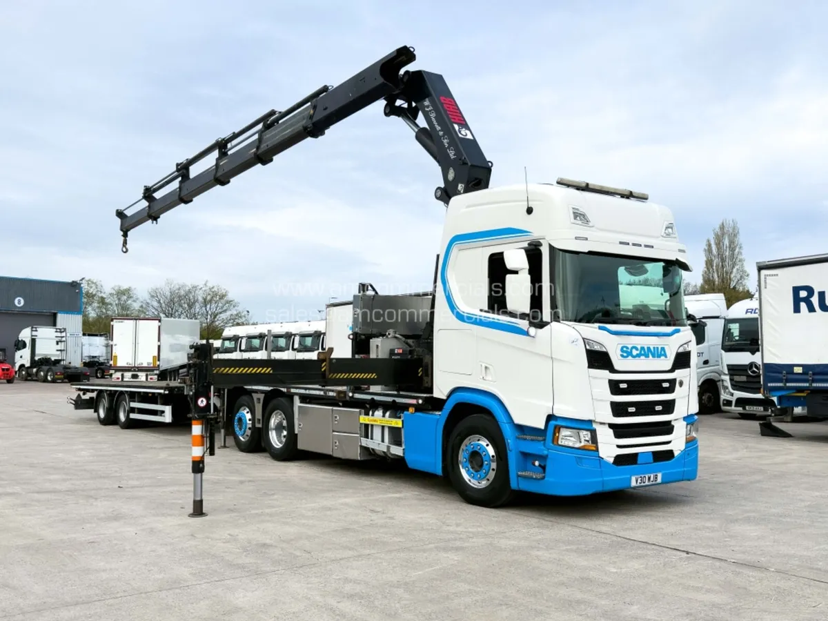 2020 SCANIA R500 HIGH CAB CRANE MOUNTED FLATBED - Image 1