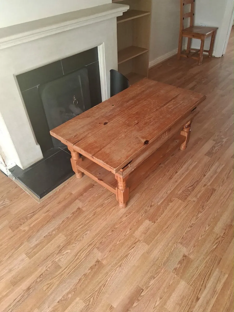 Mexican pine coffee table