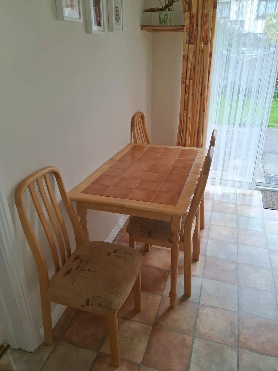 Oak and tile top kitchen table + 3 chairs