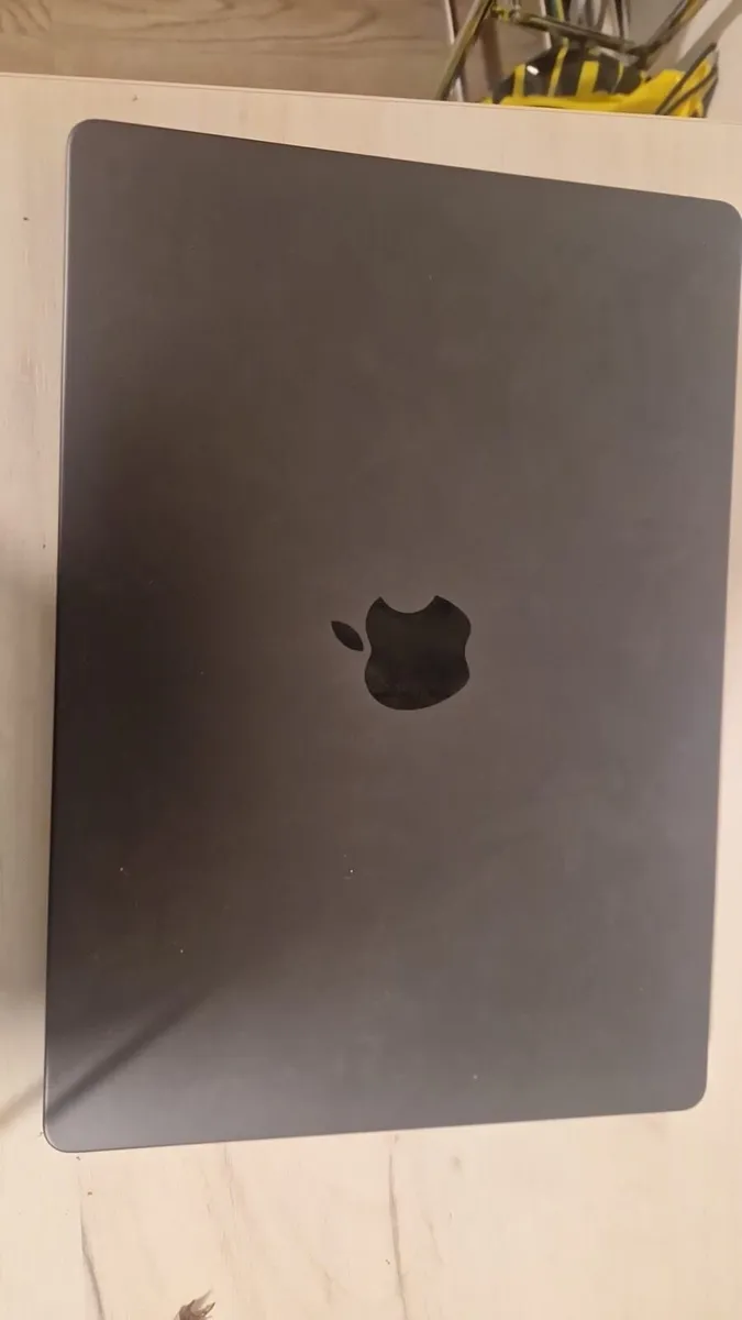 MacBook Pro - Image 2