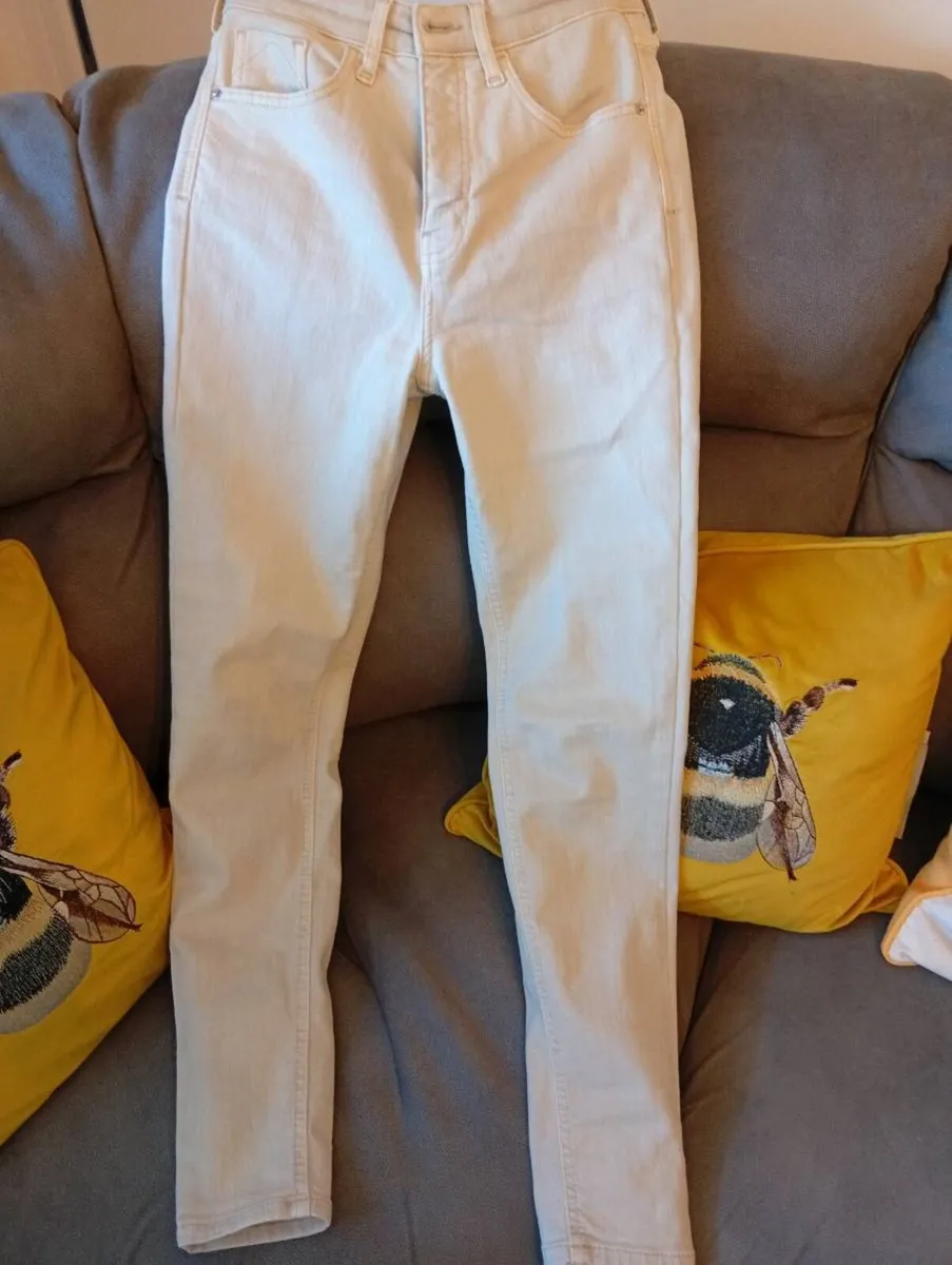 Ladies cream river island skinny jeans size 10 - Image 1