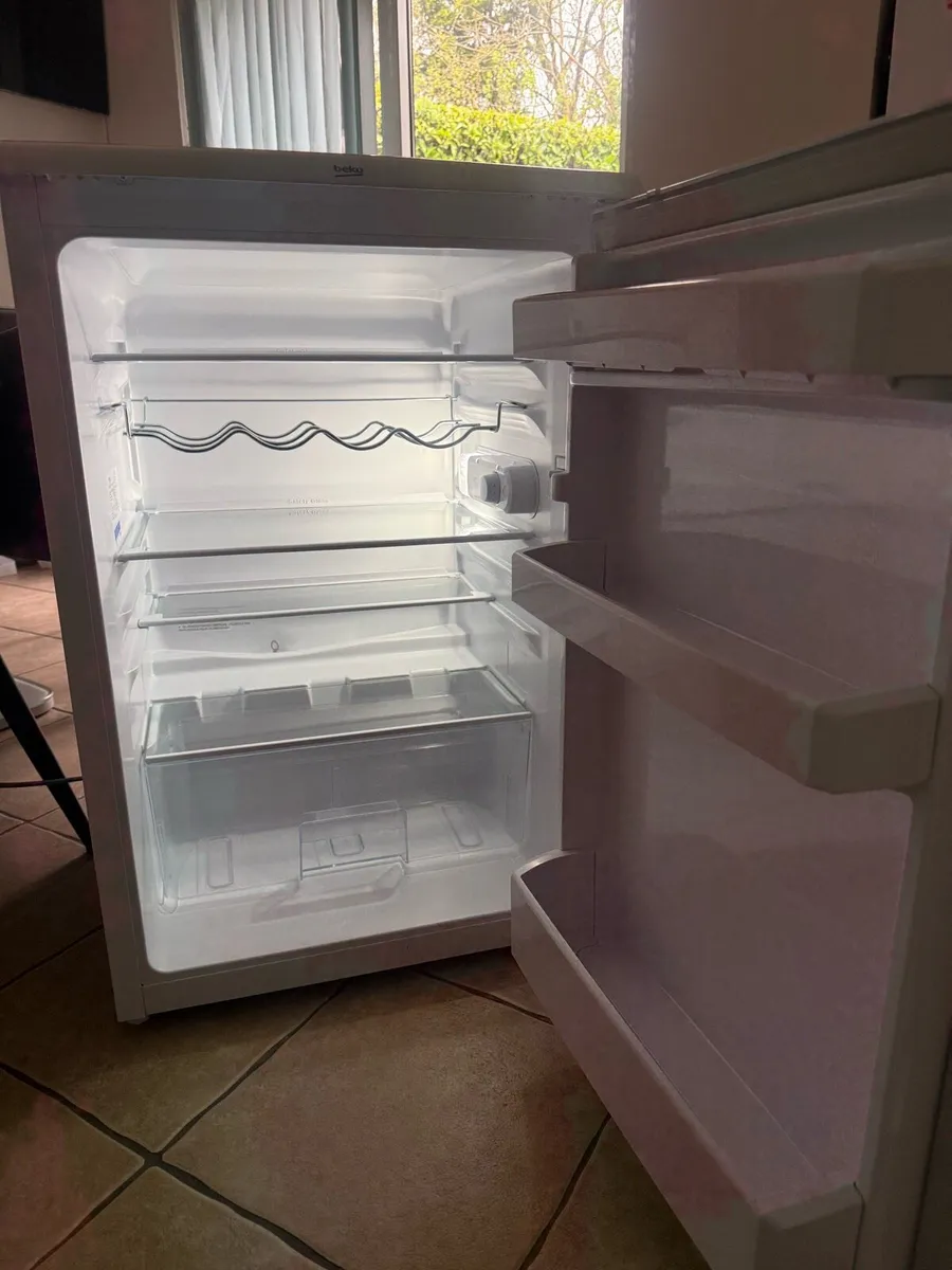 Fridge - Image 3