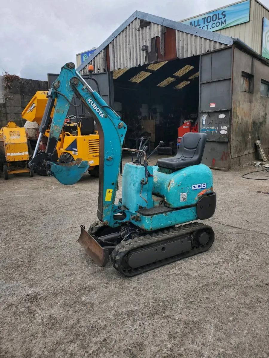 Kubota micro digger - Image 4