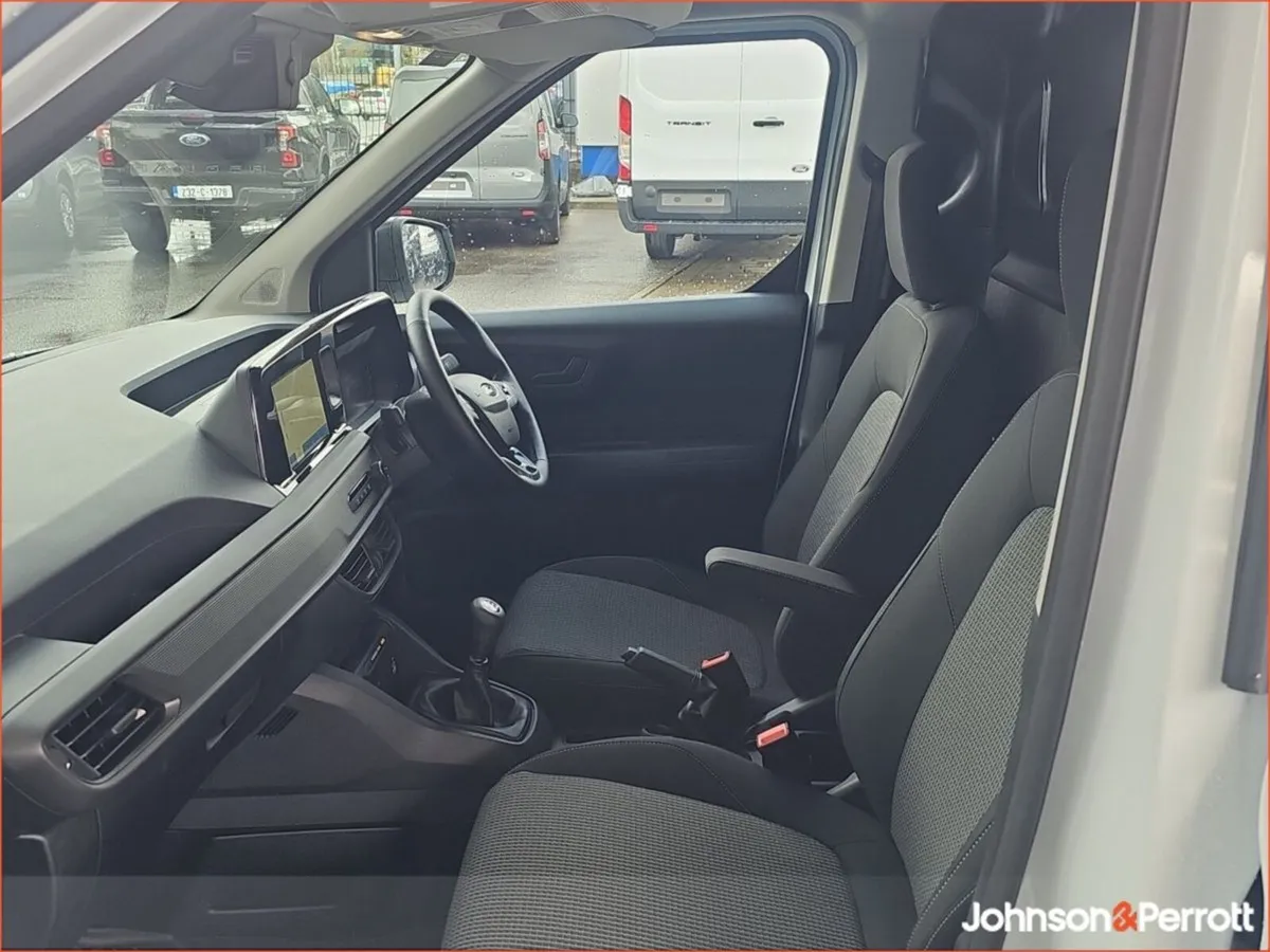 Ford Transit Courier Trend - DEMO - Image 3