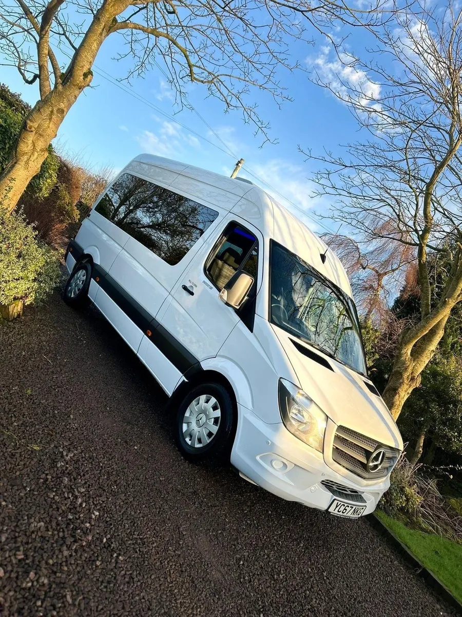 2017 sprinter minibus 14 seater plus driver - Image 1