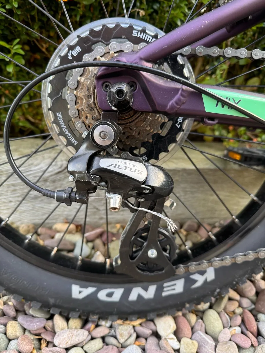 Childs bike - Image 1