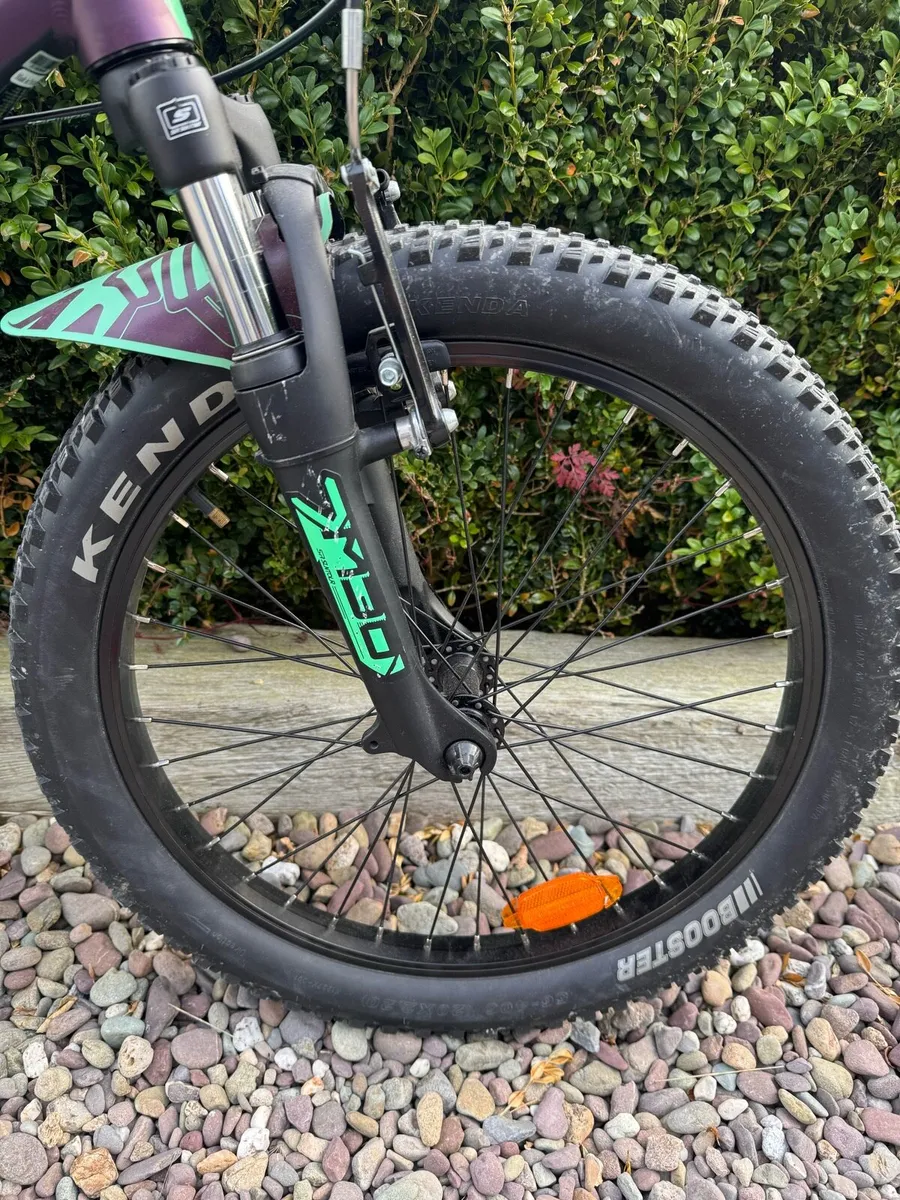 Childs bike - Image 4