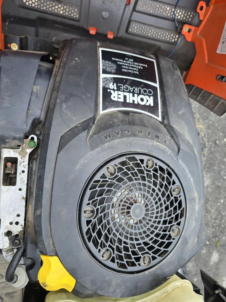 Huskvarna 19hp automatic - Image 1