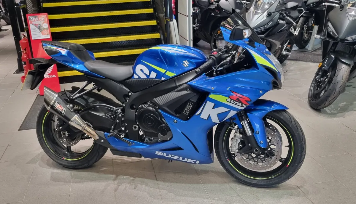 Suzuki GSX-R600 Moto GP - Image 1