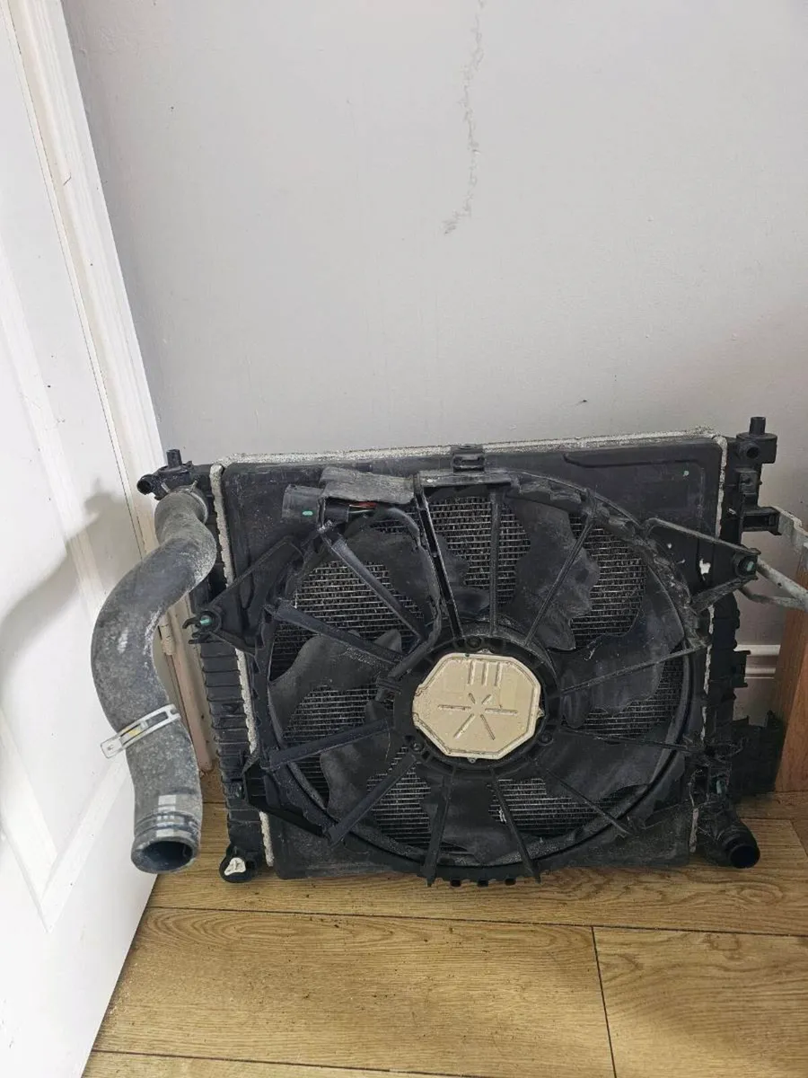 2021 hyundai tucson  some parts - Image 2