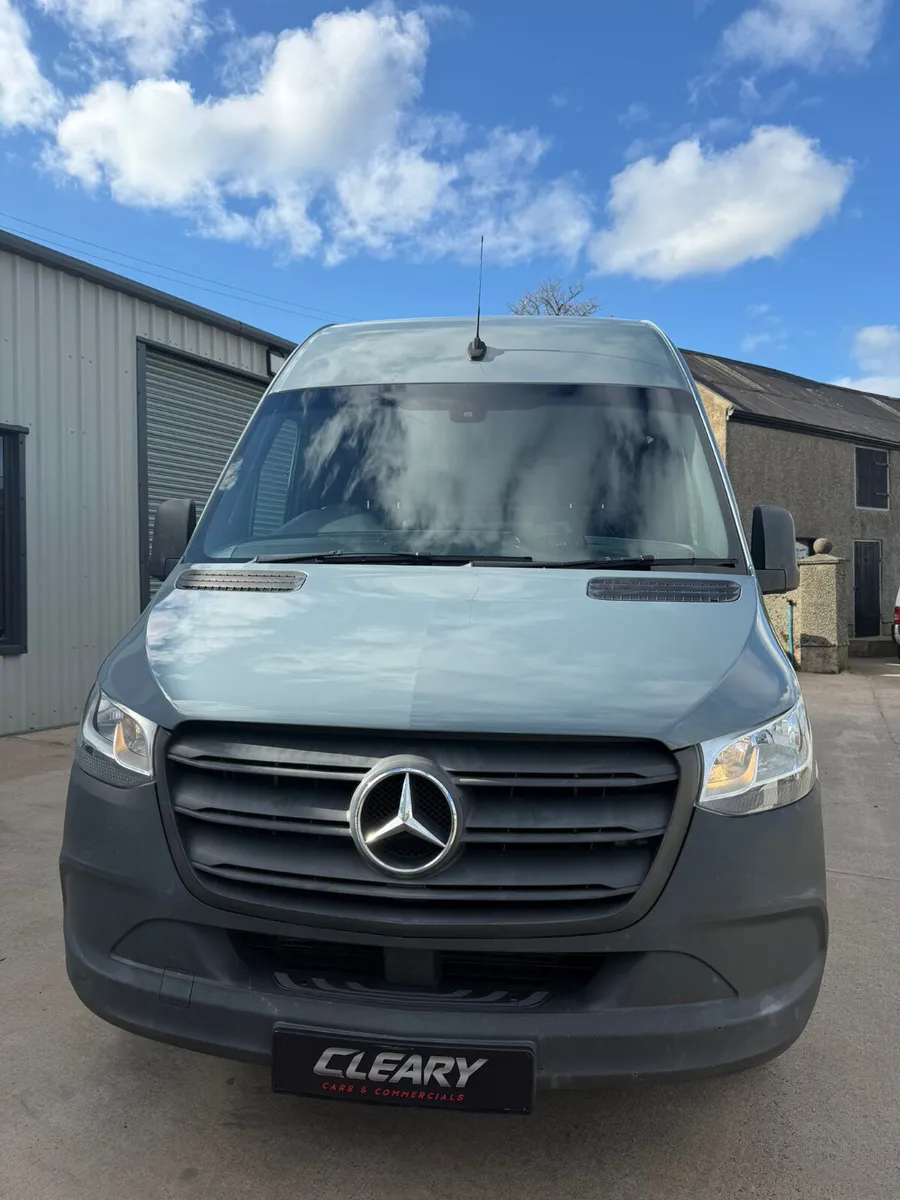 Mercedes-Benz Sprinter 2018 - Image 2