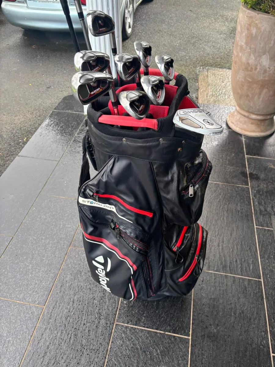 Taylormade golf set - Image 2