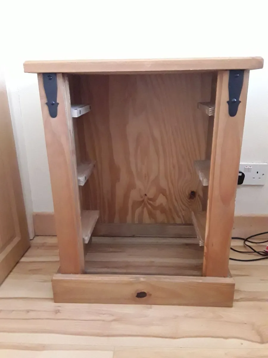 Lovely tree draw as new Corona very heavy Locker - Image 1