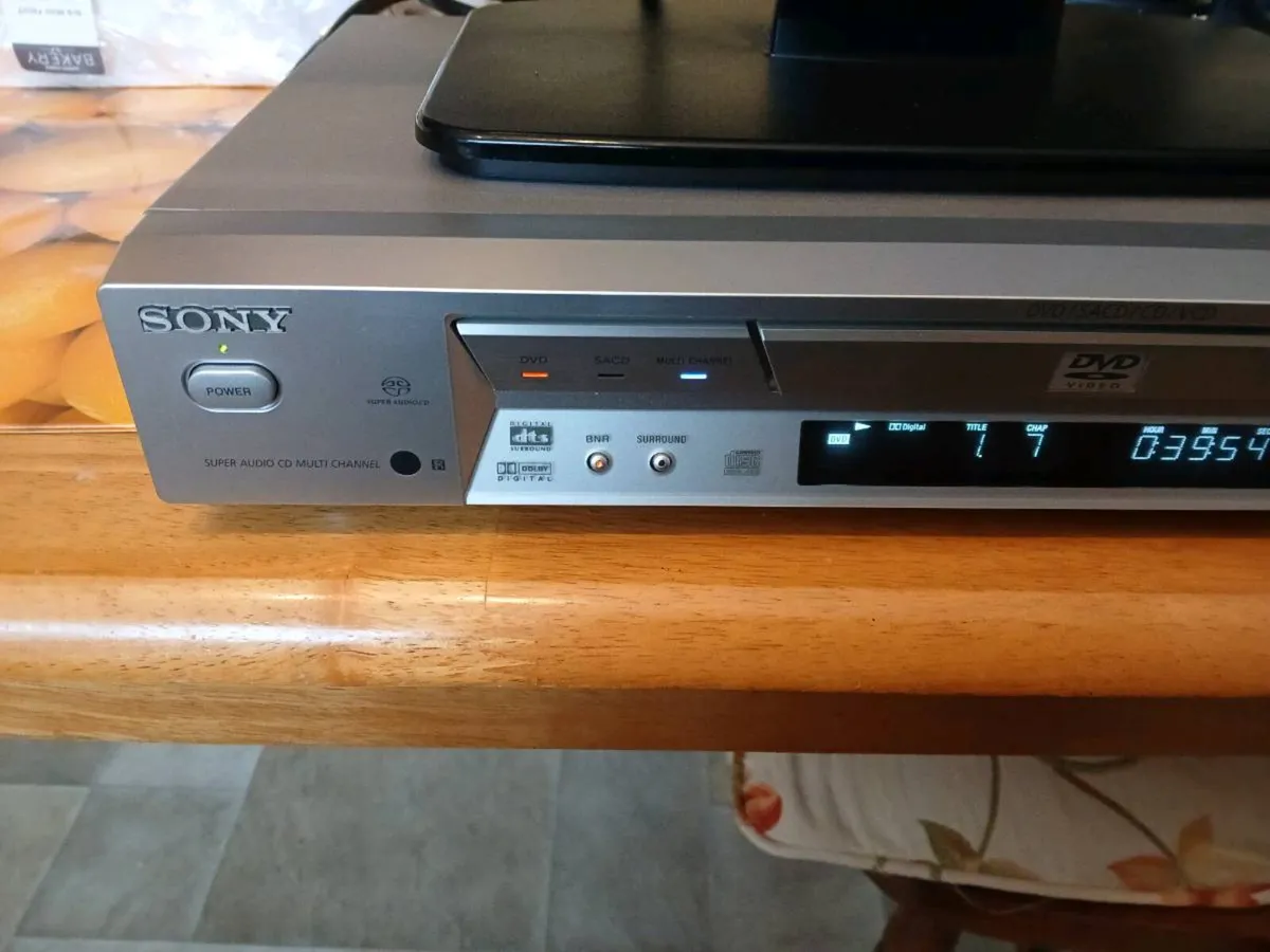 Sony high end dvd/cd player - Image 1