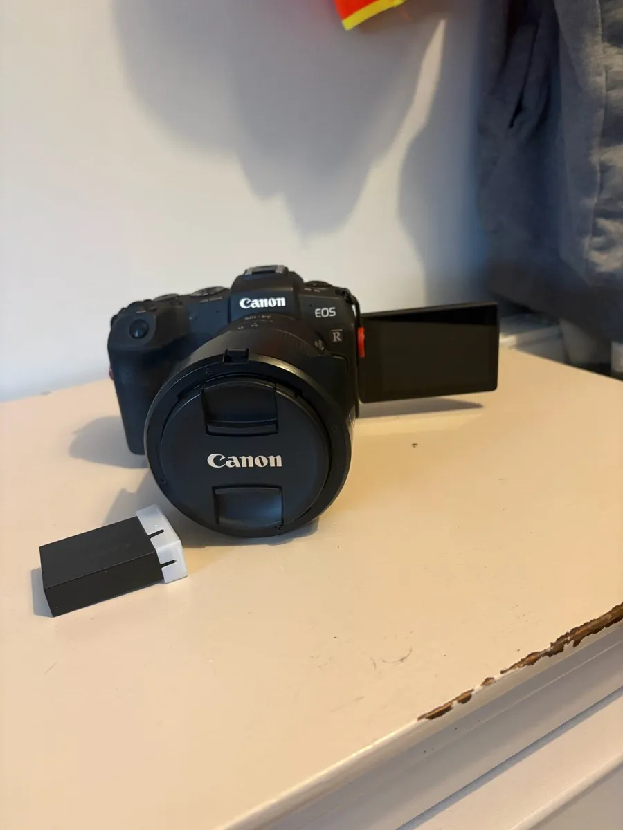 Canon eos rp with 24/105 f4-7.1 - Image 1