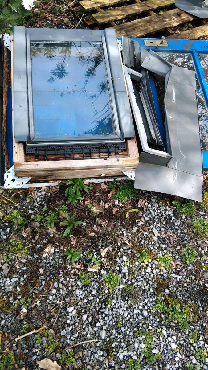 Velux window - Image 1