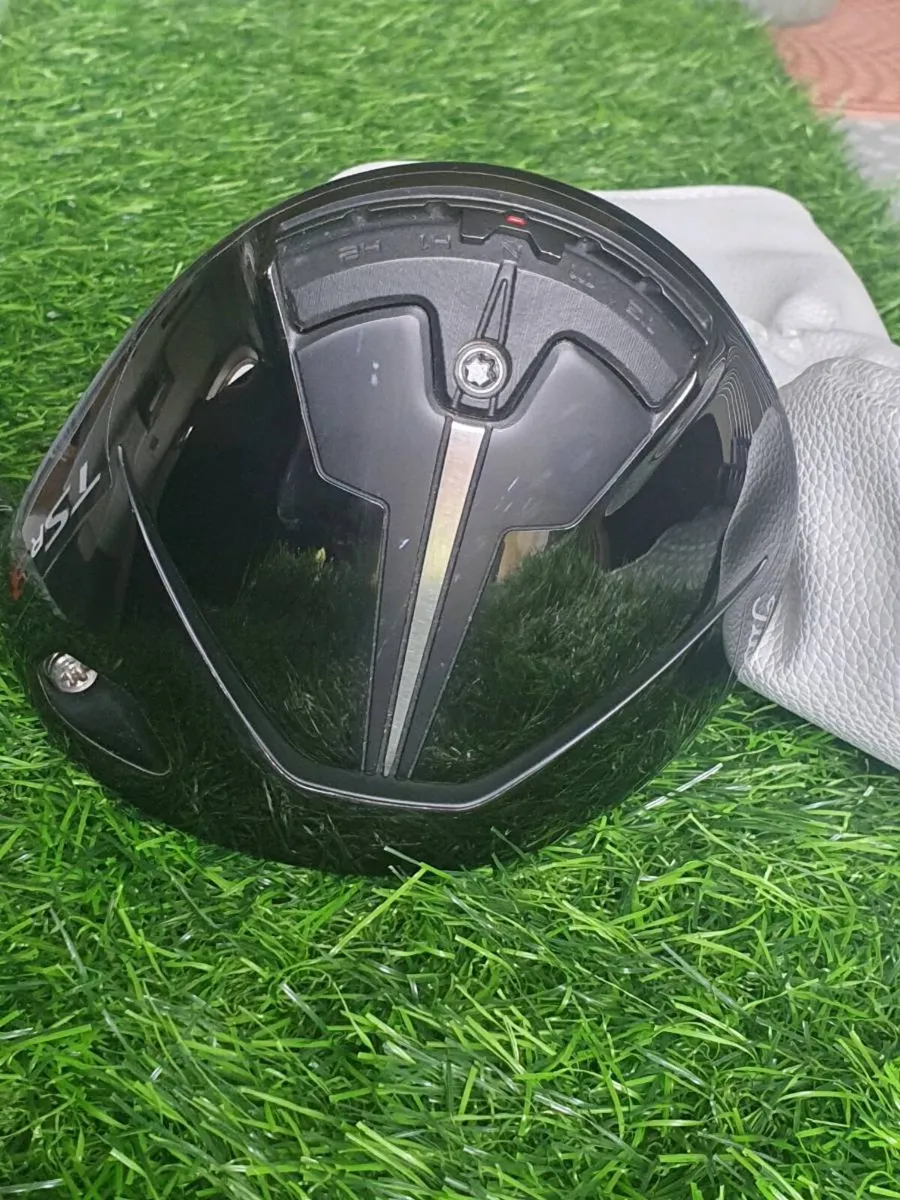 TITLEIST TSR 3 DRIVER (NEW CLUB PRACTICALLY) - Image 4