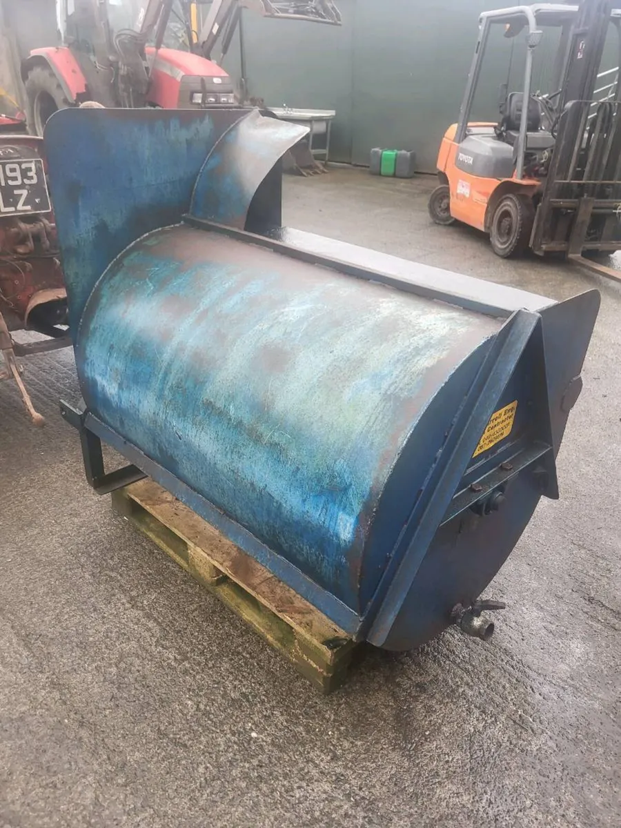 Mini muck spreader - Image 1