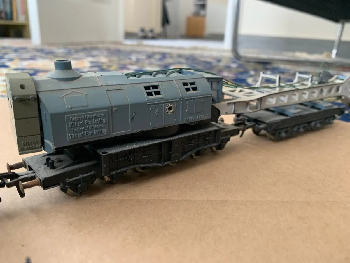 Model Train - Image 4