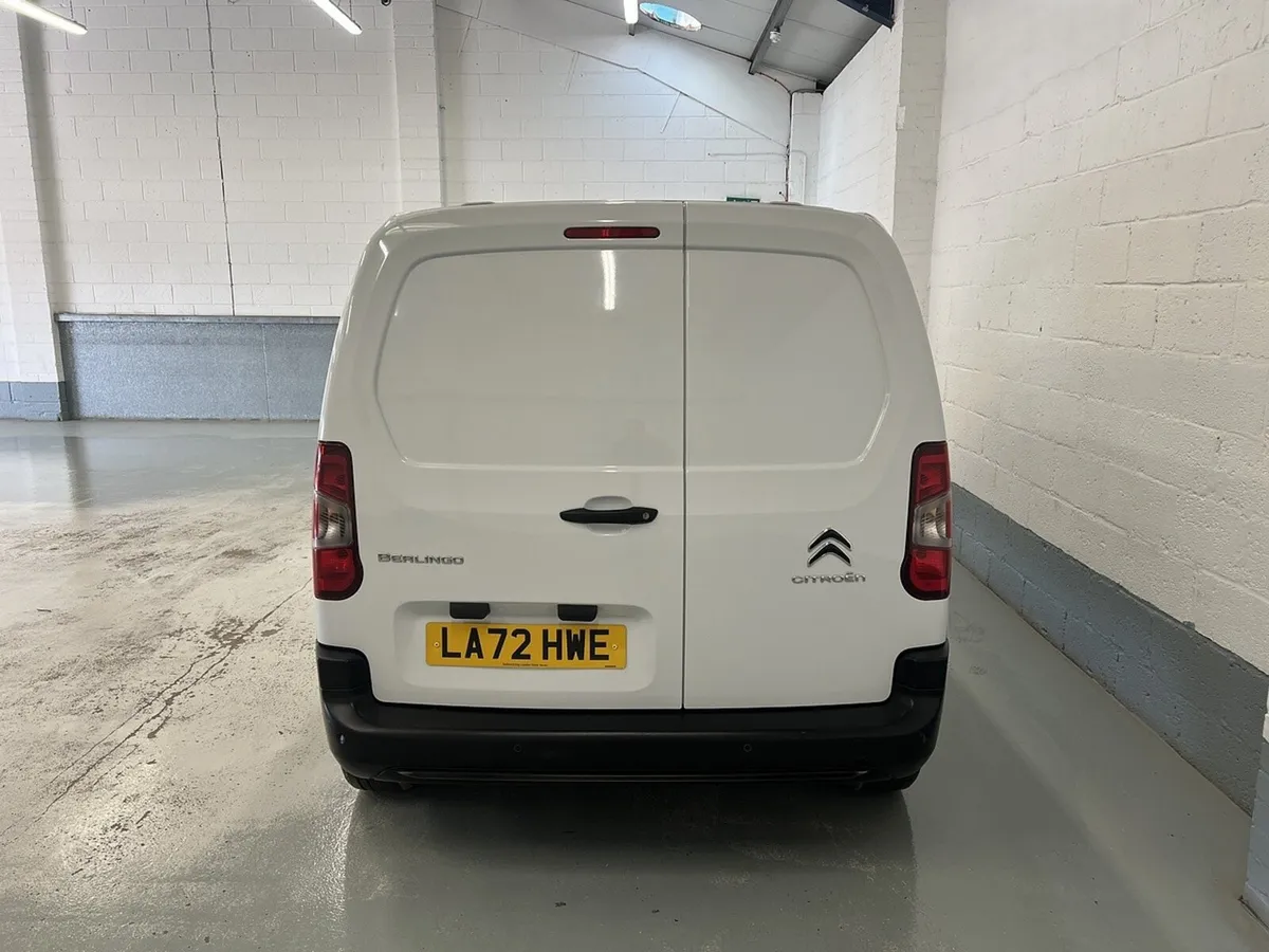 2022 Citroen Berlingo Small Panel Van - Image 4
