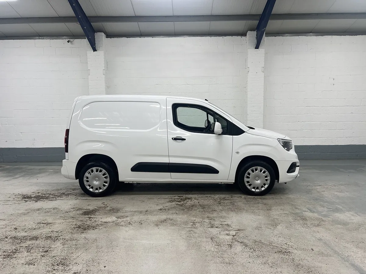 2021 Vauxhall Combo Small Panel Van - Image 1