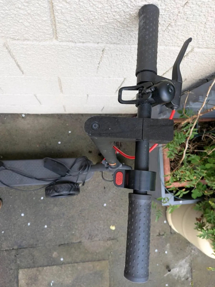 Xaomi Mi Scooter pro 2 - Image 3