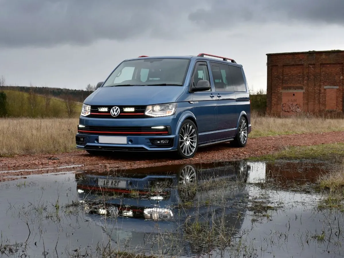 VW Transporter T6 Lazerlamps Lightbar Grille Kit - Image 3