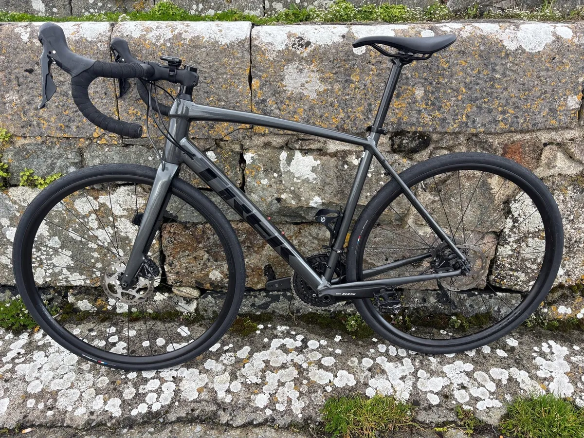 56cm Trek Domane AL 5 Gen 3 Disc - Image 2