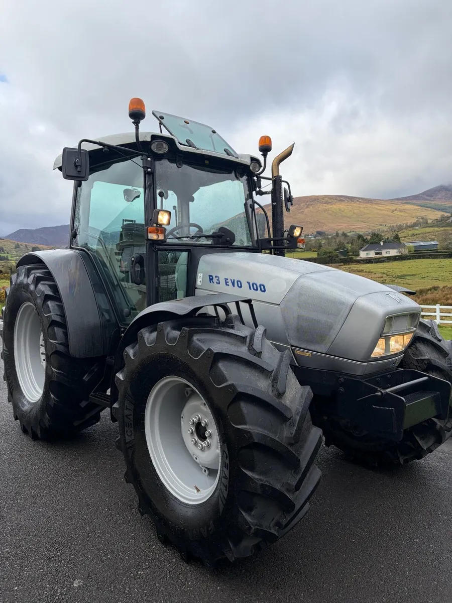 2013 Lamborghini 100 - Image 2