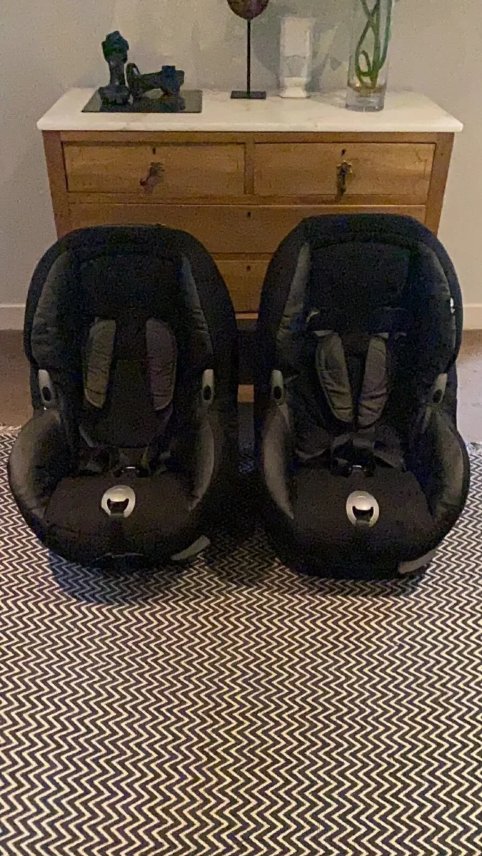 Baby Car seat - Image 1