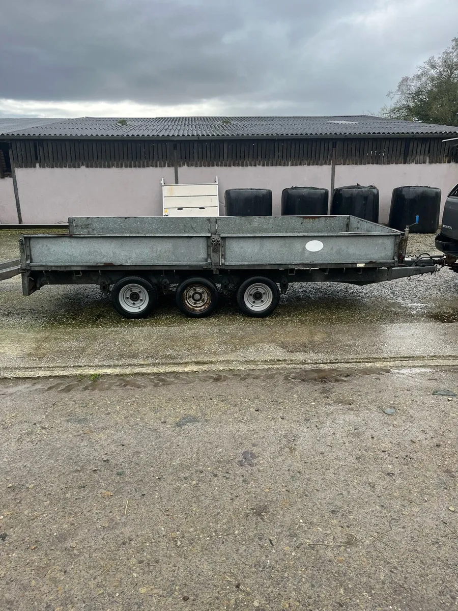 Ifor Williams 14ft flat bed with ramps - Image 3