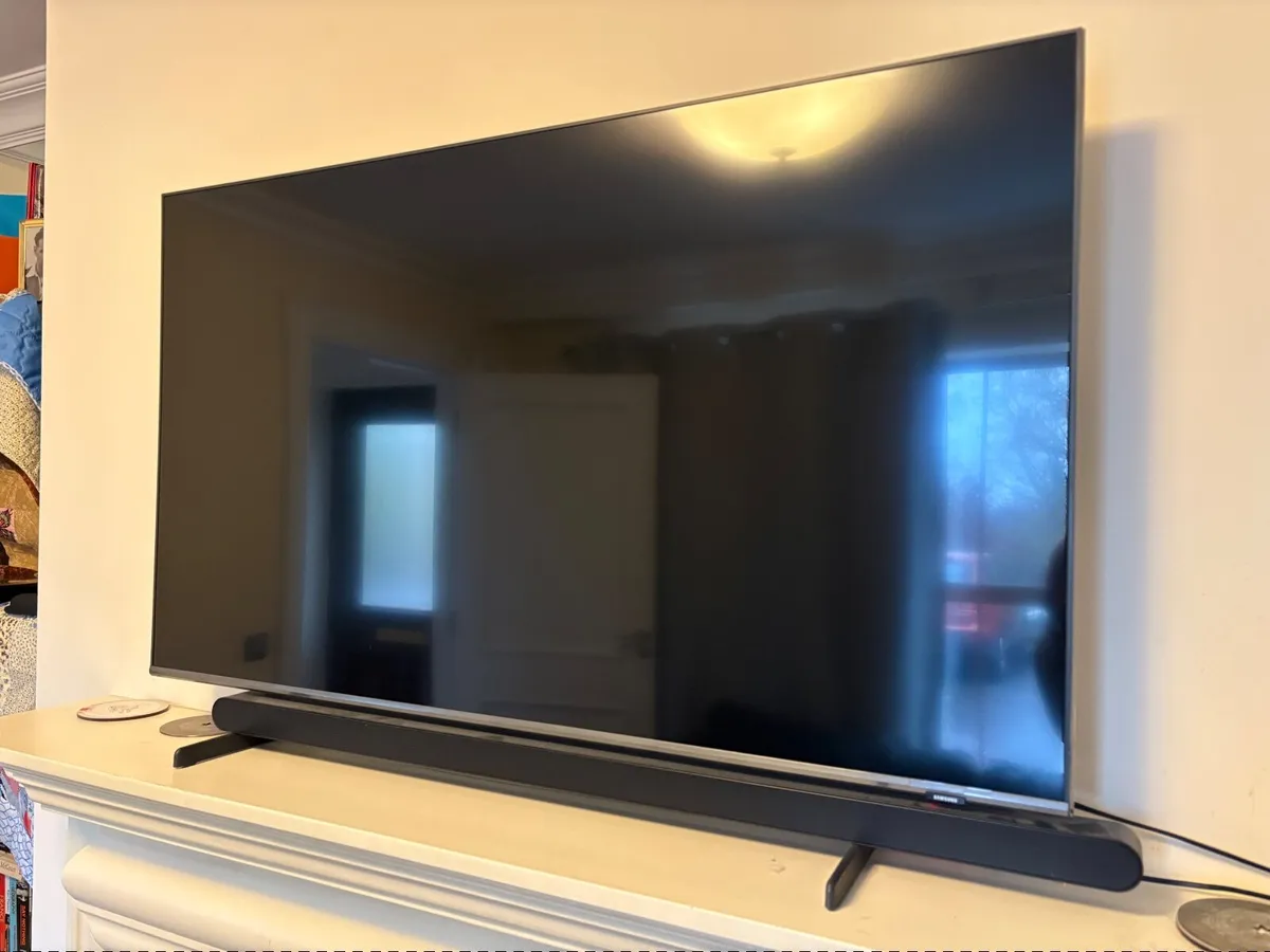 Television and surround sound speaker - Image 4