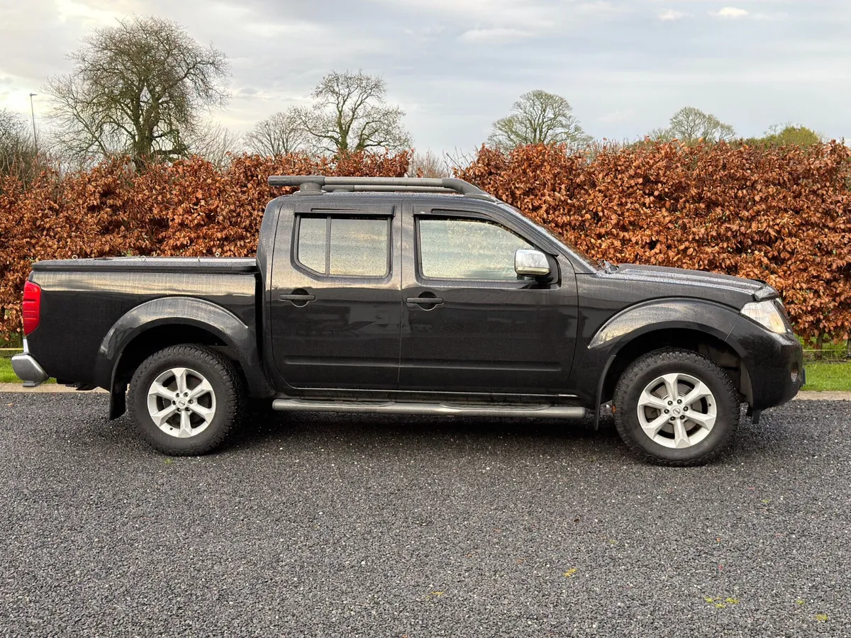 2015 Nissan Navara Tekna 5 Seat N1 Crewcab - Image 2