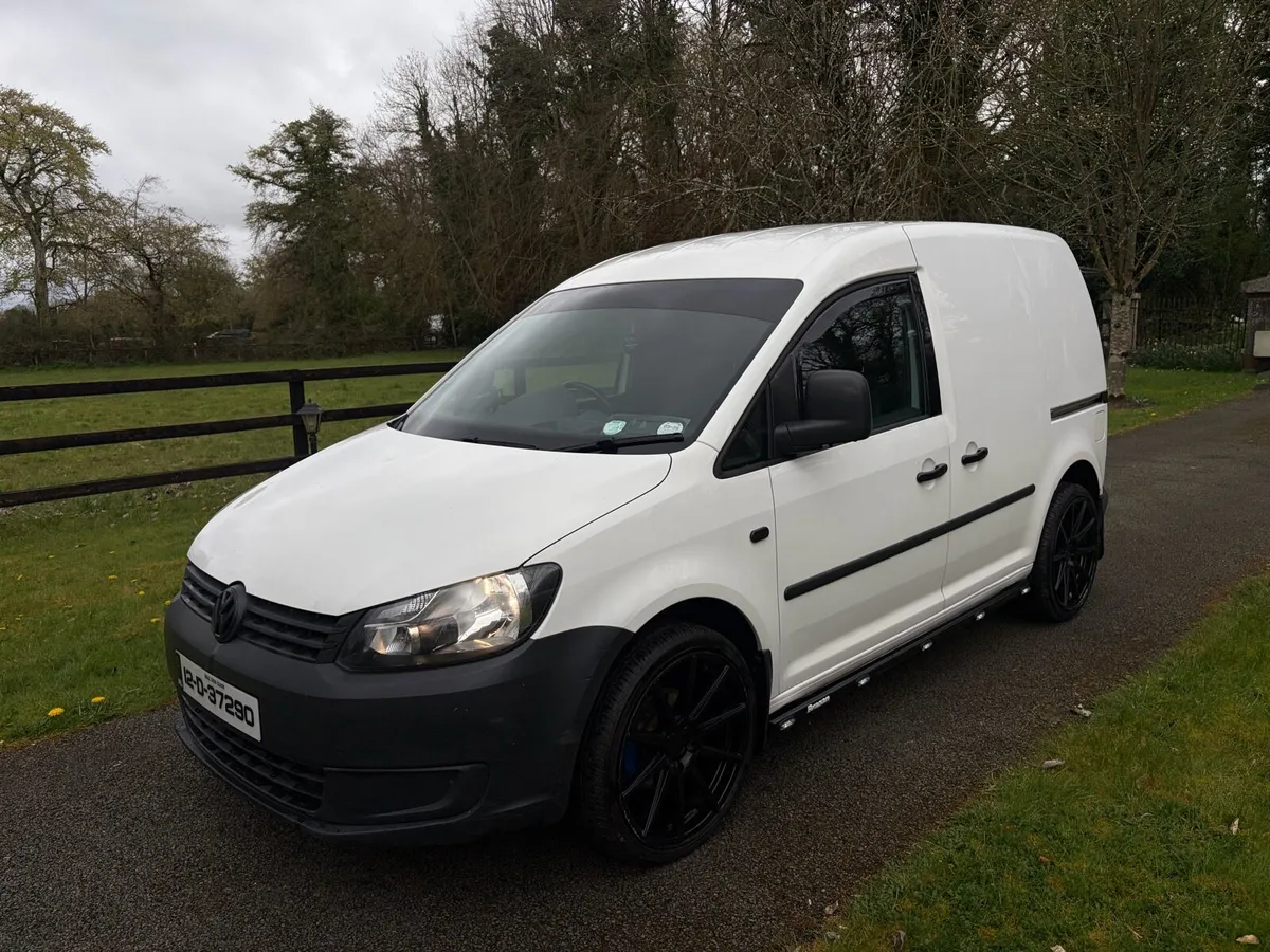 Vw Caddy 1.6tdi ,doe 05/2027 - Image 1