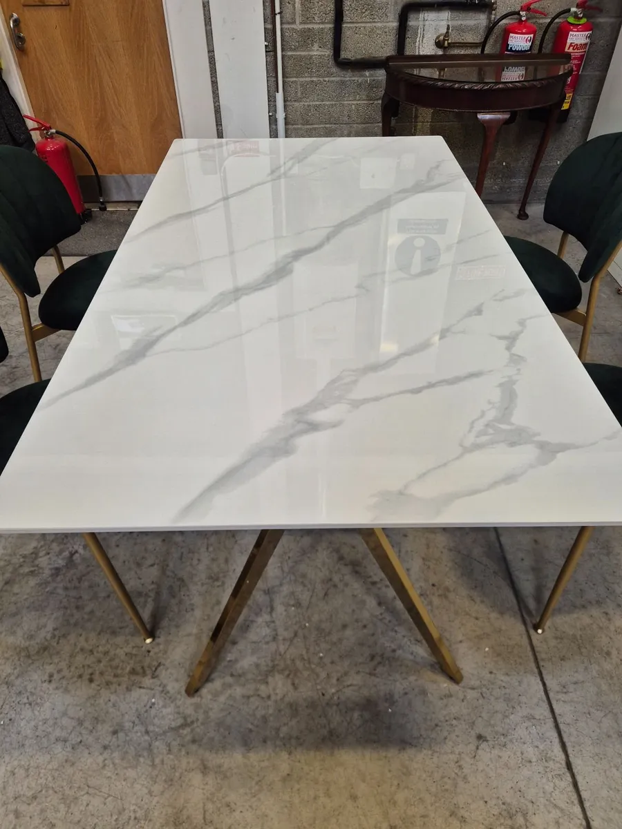 Dining table and chairs - Image 3