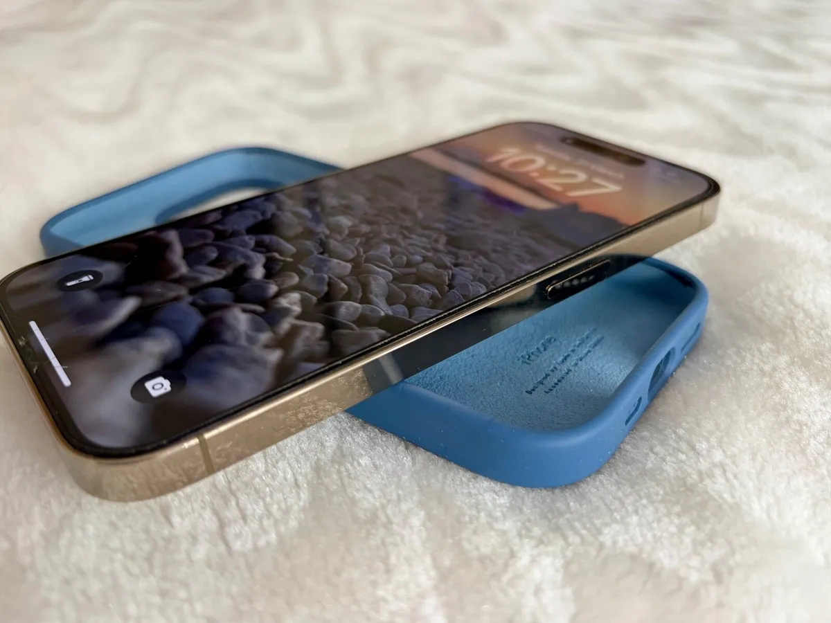 iPhone 14Pro - Image 2