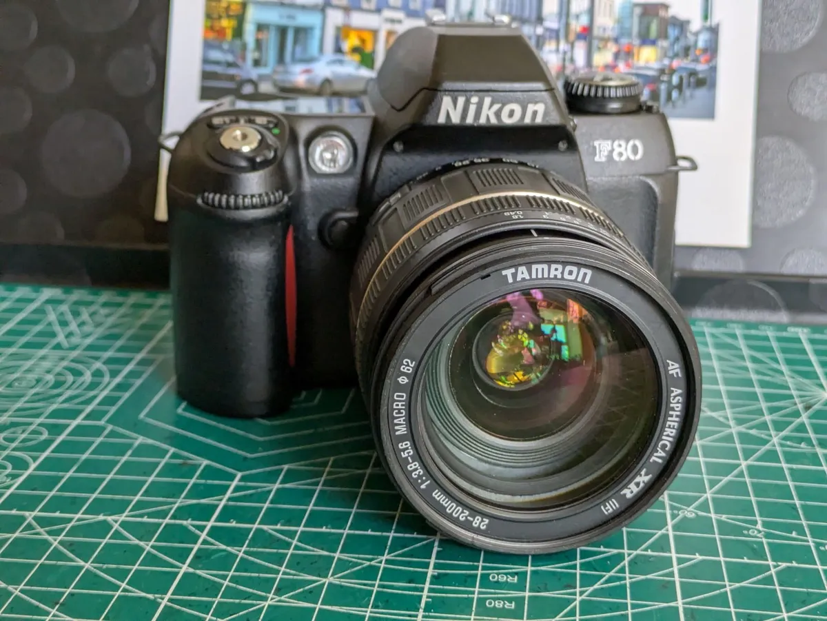 🎞️ Nikon F80 Autofocus film SLR camera - Image 1