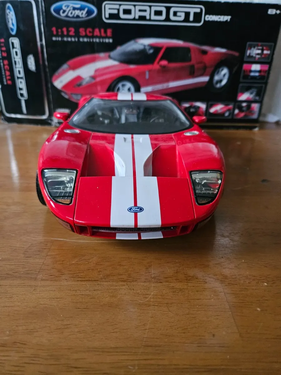 Corgi Motormax Ford GT 1:12 - Image 1