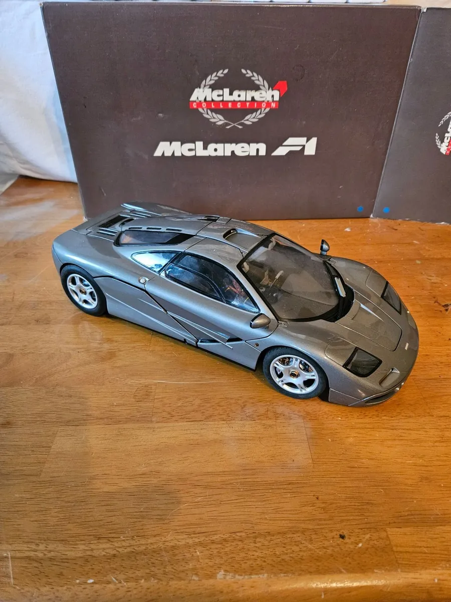 Corgi Minichamps Paul's Model McLaren 1:12 - Image 1